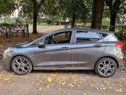Grigio Usata 2019 Ford Fiesta ST-Line Due volumi | 10.000 € (Ottimo prezzo)