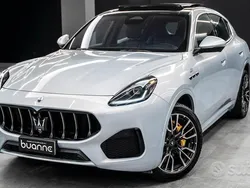 Grigio cangiante perlato Usata 2022 Maserati Grecale GT SUV | 58.999 € (Super prezzo)