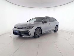 Grigio Usata 2024 VW Passat R-line Station wagon | 39.400 € (Ottimo prezzo)