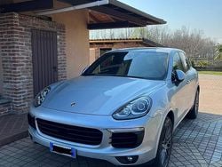 Usata 2015 Porsche Cayenne SUV | 26.500 € (Buon prezzo)
