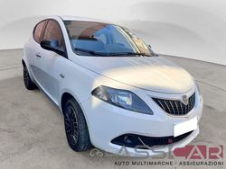 Bianco Usata 2024 Lancia Ypsilon S Due volumi | 12.900 € (Buon prezzo)