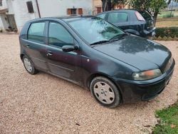 Usata 2002 Fiat Punto Tre volumi | 1200 € (Buon prezzo)