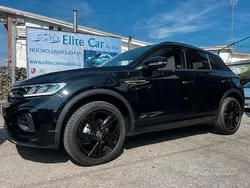 Nero Nuova 2024 VW T-Roc R-line Plus SUV | 33.000 € (Molto cara)