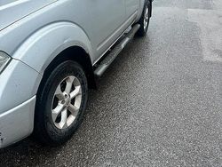 Grigio Usata 2008 Nissan Navara Pick-up | 8500 € (Ottimo prezzo)