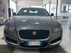 Grigio Usata 2016 Jaguar XF Tre volumi | 13.500 € (Buon prezzo)
