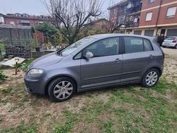 Grigio Usata 2005 VW Golf IV Due volumi | 2500 €