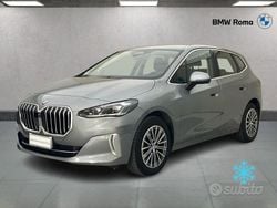 Skyscraper grey metallic Usata 2023 BMW 218 Active Tourer Luxury Line Monovolume | 25.780 € (Buon prezzo)