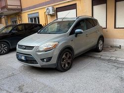 Usata 2008 Ford Kuga SUV | 4800 € (Ottimo prezzo)