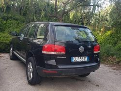 Nero Usata 2004 VW Touareg SUV | 3500 € (Cara)