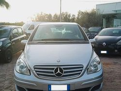 Grigio Usata 2007 Mercedes B180 Monovolume | 3600 € (Buon prezzo)