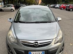Grigio Usata 2015 Opel Corsa Coupé | 5000 € (Buon prezzo)