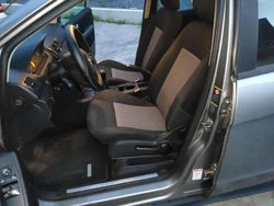 Grigio Usata 2006 Mercedes A160 Classic Monovolume | 2300 € (Buon prezzo)