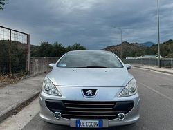 Grigio Usata 2006 Peugeot 307 CC Cabrio | 5000 € (Molto cara)
