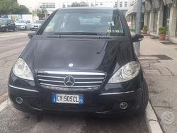 Nero Usata 2005 Mercedes A180 Due volumi | 2500 € (Buon prezzo)