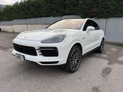 Bianco Usata 2022 Porsche Cayenne SUV | 76.000 € (Buon prezzo)