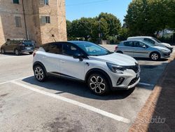 Usata 2021 Renault Captur Intens SUV | 17.900 € (Cara)
