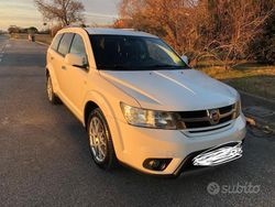 Bianco Usata 2013 Fiat Freemont Lounge SUV | 4500 € (Buon prezzo)