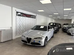 Usata 2020 Alfa Romeo Giulia Tre volumi | 25.900 € (Buon prezzo)