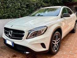 Bianco Usata 2017 Mercedes GLA200 SUV | 14.900 € (Ottimo prezzo)
