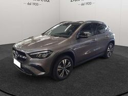 Grigio Usata 2024 Mercedes GLA180 Advanced Plus SUV | 42.900 € (Buon prezzo)