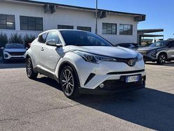 Bianco Usata 2017 Toyota C-HR Lounge SUV | 15.900 € (Buon prezzo)