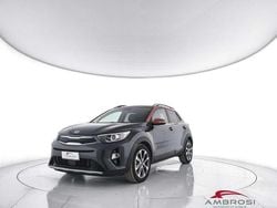 Grigio Usata 2018 Kia Stonic Urban SUV | 11.075 € (Ottimo prezzo)