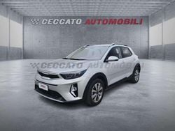 Argento Usata 2025 Kia Stonic Style SUV | 14.469 € (Ottimo prezzo)
