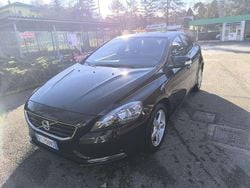 Usata 2016 Volvo V40 Business Edition Tre volumi | 7900 € (Super prezzo)