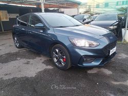 Blu/azzurro Usata 2021 Ford Focus ST-Line X Tre volumi | 17.500 € (Ottimo prezzo)