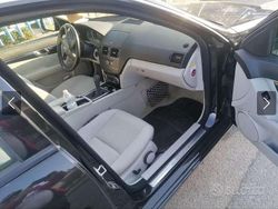 Nero Usata 2012 Mercedes C220 Avantgarde Station wagon | 6800 € (Molto cara)