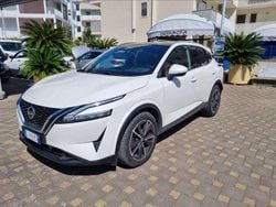 Bianco metallizzato Usata 2022 Nissan Qashqai Tekna+ SUV | 24.000 € (Molto cara)