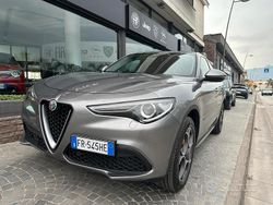 Grigio Usata 2019 Alfa Romeo Stelvio Executive SUV | 19.500 € (Buon prezzo)