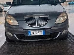 Grigio Usata 2005 Lancia Ypsilon Due volumi | 1500 €