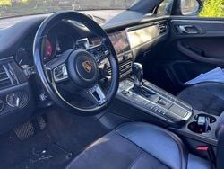 Nero Usata 2022 Porsche Macan SUV | 60.000 € (Molto cara)