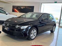 Nero Usata 2021 VW Golf VIII Style Tre volumi | 19.900 € (Buon prezzo)