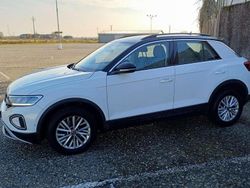 Bianco Usata 2023 VW T-Roc Life SUV | 22.900 € (Ottimo prezzo)