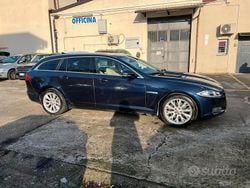 Nero Usata 2015 Jaguar XF Prestige Tre volumi | 9900 € (Ottimo prezzo)