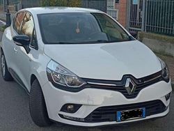 Bianco Usata 2019 Renault Clio IV Life Tre volumi | 11.000 € (Buon prezzo)
