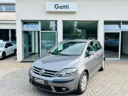 Argento Usata 2008 VW Golf Plus Cross Comfortline Monovolume | 3900 € (Buon prezzo)