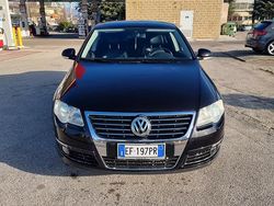 Nero Usata 2010 VW Passat Tre volumi | 5000 € (Cara)
