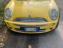 Giallo Usata 2005 Mini Cooper Due volumi | 3800 € (Buon prezzo)