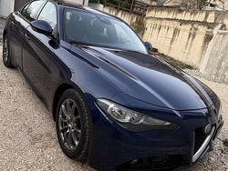 Usata 2018 Alfa Romeo Giulia Super Tre volumi | 18.000 € (Buon prezzo)