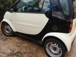 Usata 2001 Smart ForTwo Coupé Due volumi | 2000 €