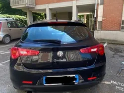 Usata 2013 Alfa Romeo Giulietta Due volumi | 7800 € (Buon prezzo)