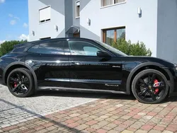 Usata 2022 Porsche Taycan 4S Cross Turismo Tre volumi | 69.900 € (Super prezzo)