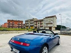 Usata 2005 Alfa Romeo Spider Cabrio | 12.500 € (Ottimo prezzo)
