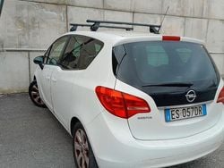 Bianco Usata 2013 Opel Meriva Monovolume | 3200 € (Buon prezzo)