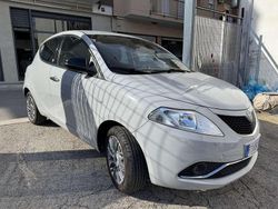 Grigio Usata 2018 Lancia Ypsilon Platinum Due volumi | 10.200 € (Buon prezzo)