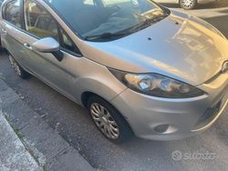 Usata 2012 Ford Fiesta Due volumi | 4500 € (Cara)