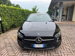 Usata 2023 Mercedes A180 Tre volumi | 28.900 € (Buon prezzo)